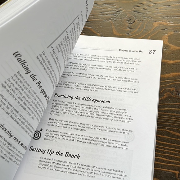 📕4/$20📕 Coaching Hockey for Dummies paperback book - Picture 3 of 4